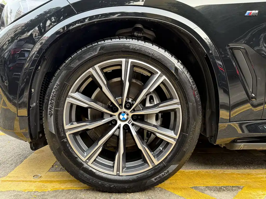 BMW X5 2021 — фото 17