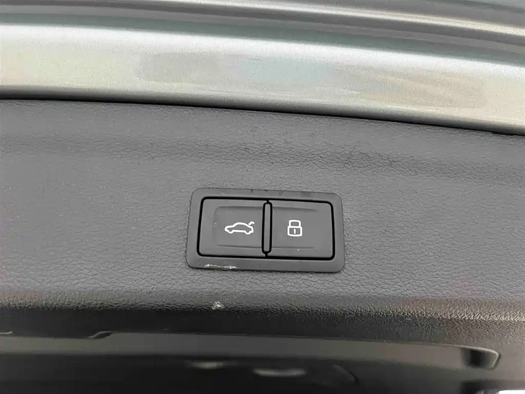 Audi Q3 2022 — фото 16