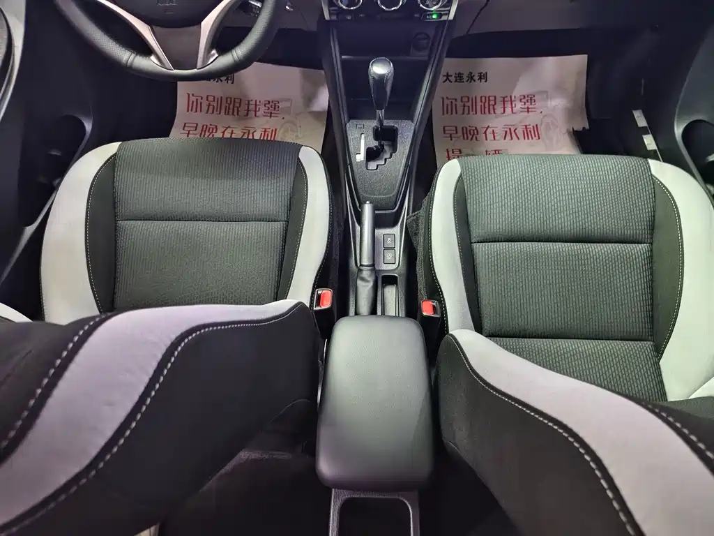 Toyota Yaris L 2022 — фото 15