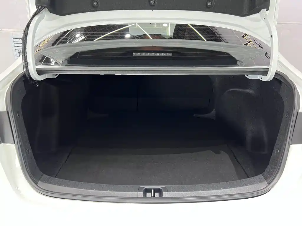 Toyota Levin 2023 — фото 15