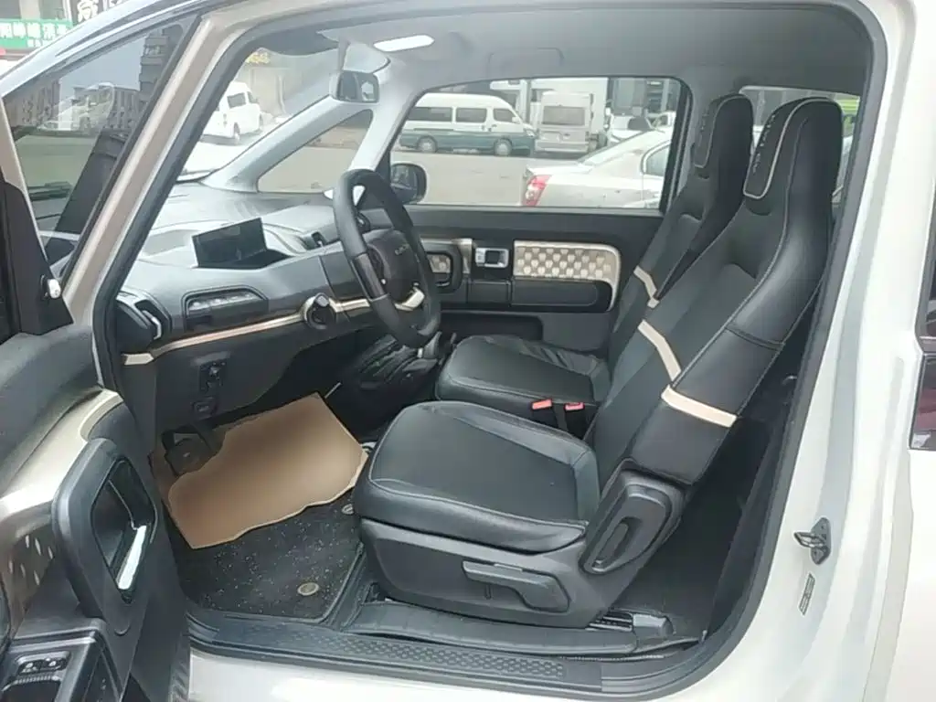 Baojun Kiwi EV 2022 — фото 15