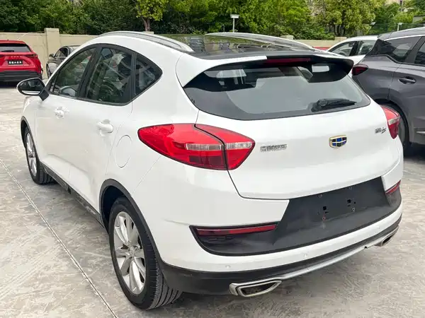 Geely Emgrand GS 2016