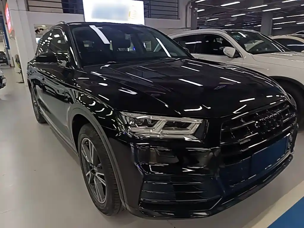 Audi Q5L 2021