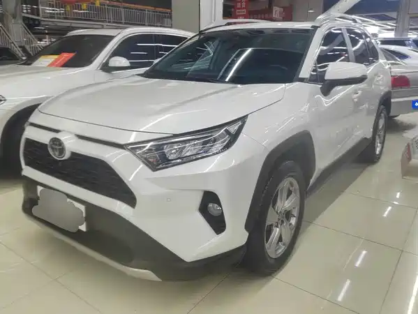 Toyota RAV4 2021
