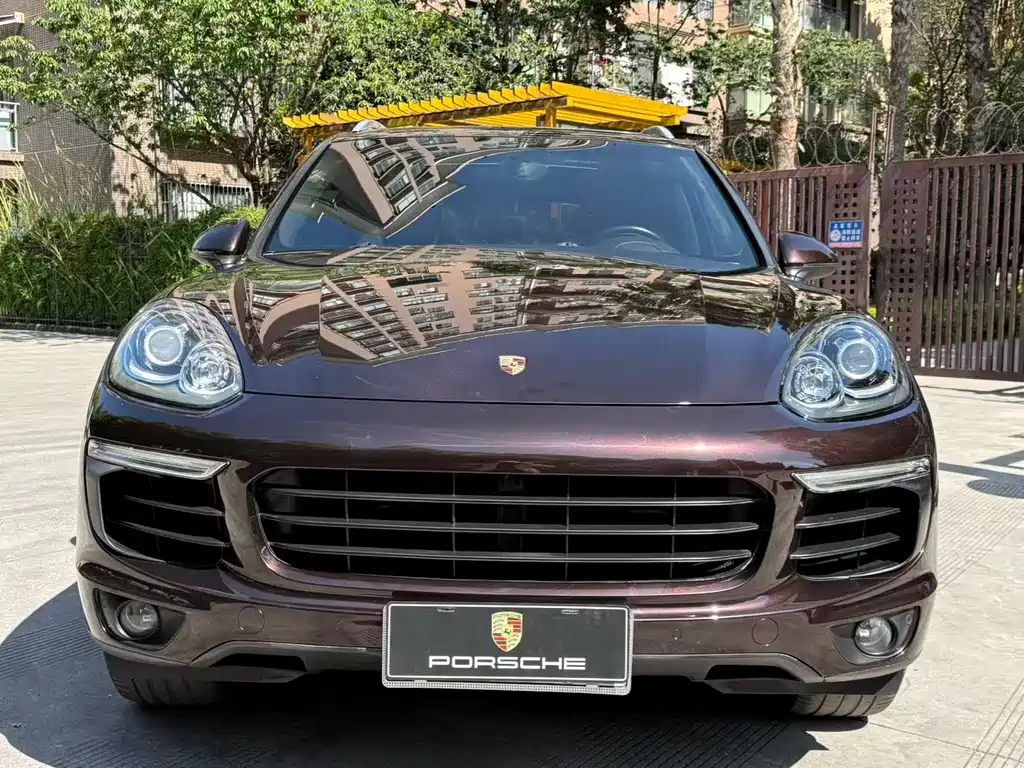 Porsche Cayenne 2017 — фото 3