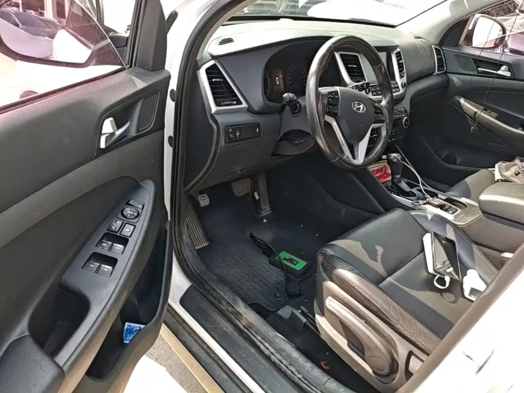 Hyundai Tucson 2016 — фото 16