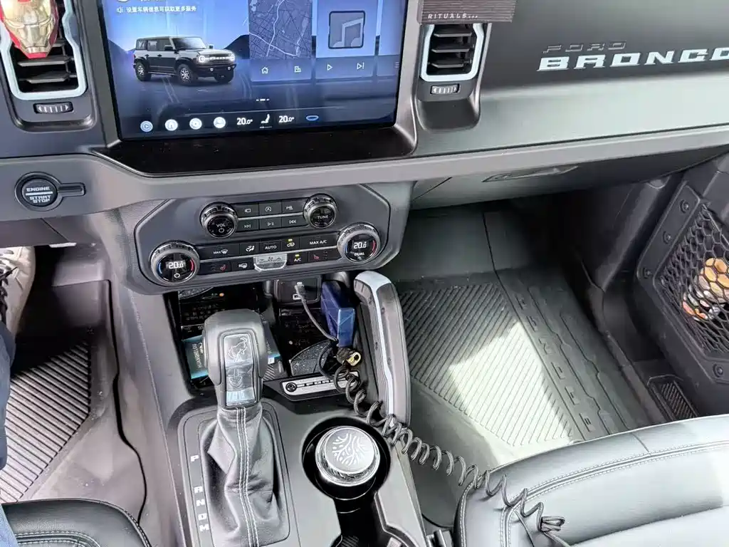 Ford Bronco 2025