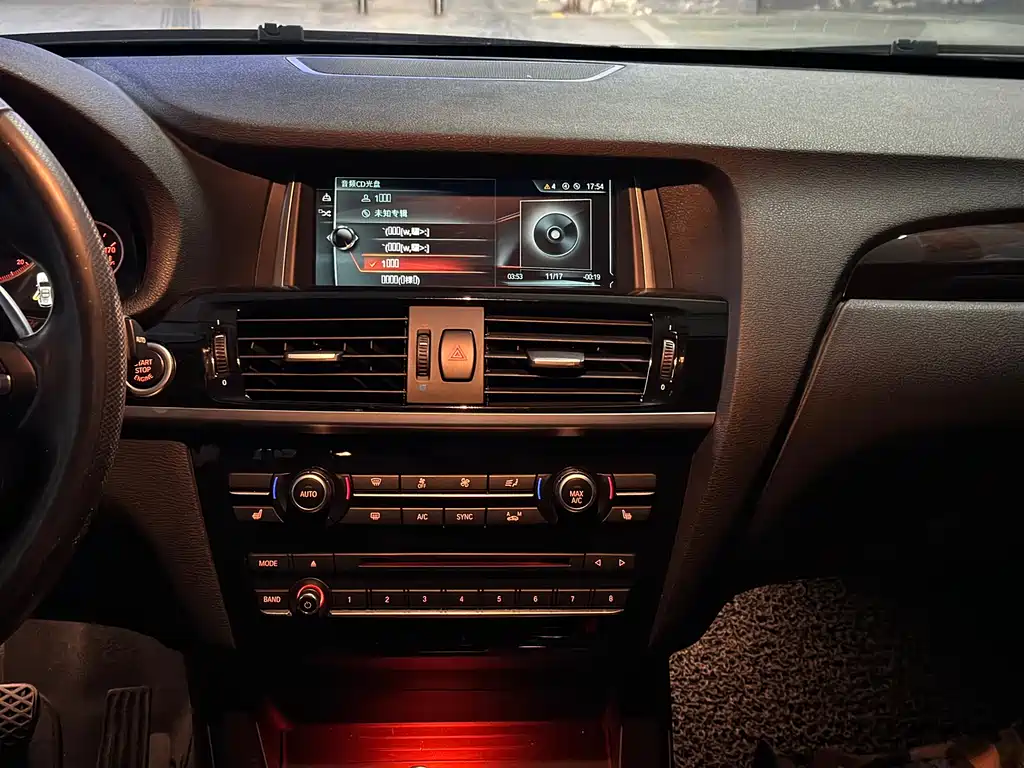BMW X3 2016 — фото 13