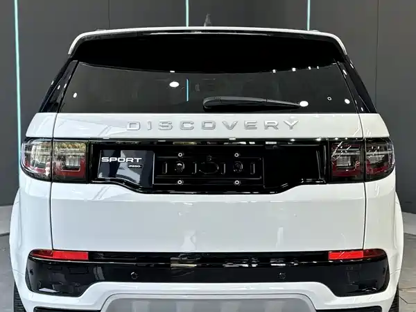 Land Rover Discovery Sport 2023