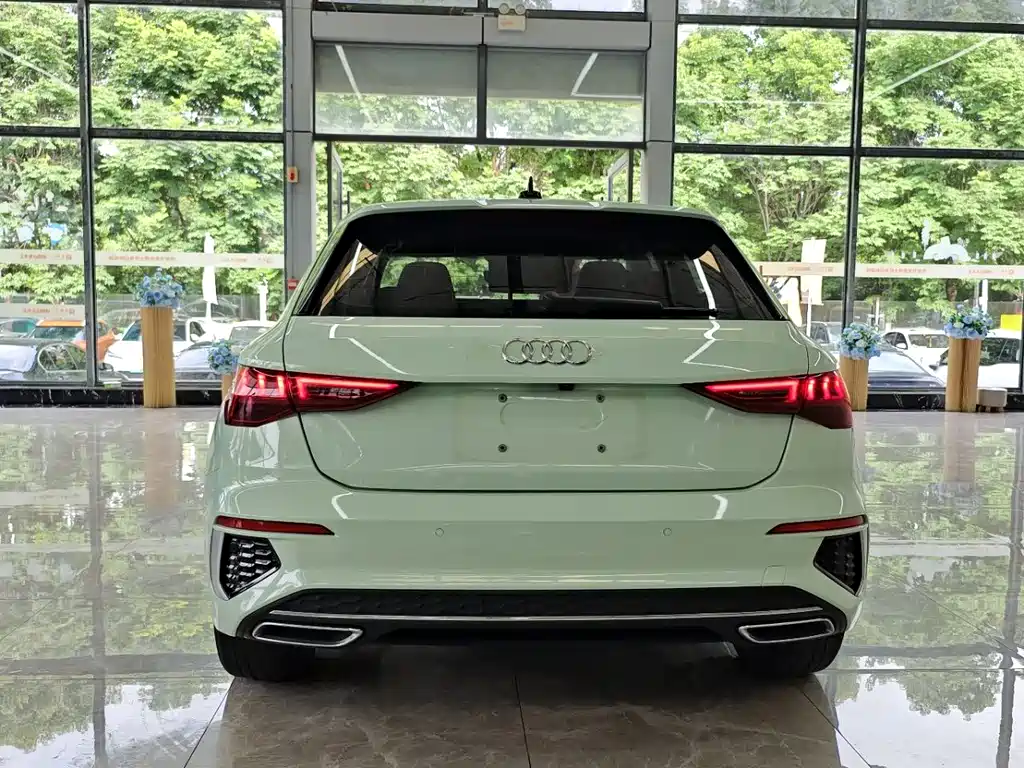 Audi A3 2023 — фото 16