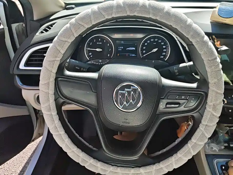 Buick Excelle 2017 — фото 15