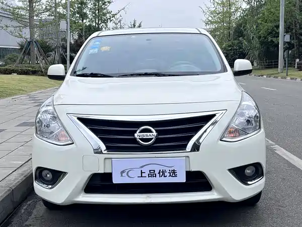 Nissan Sunny 2014