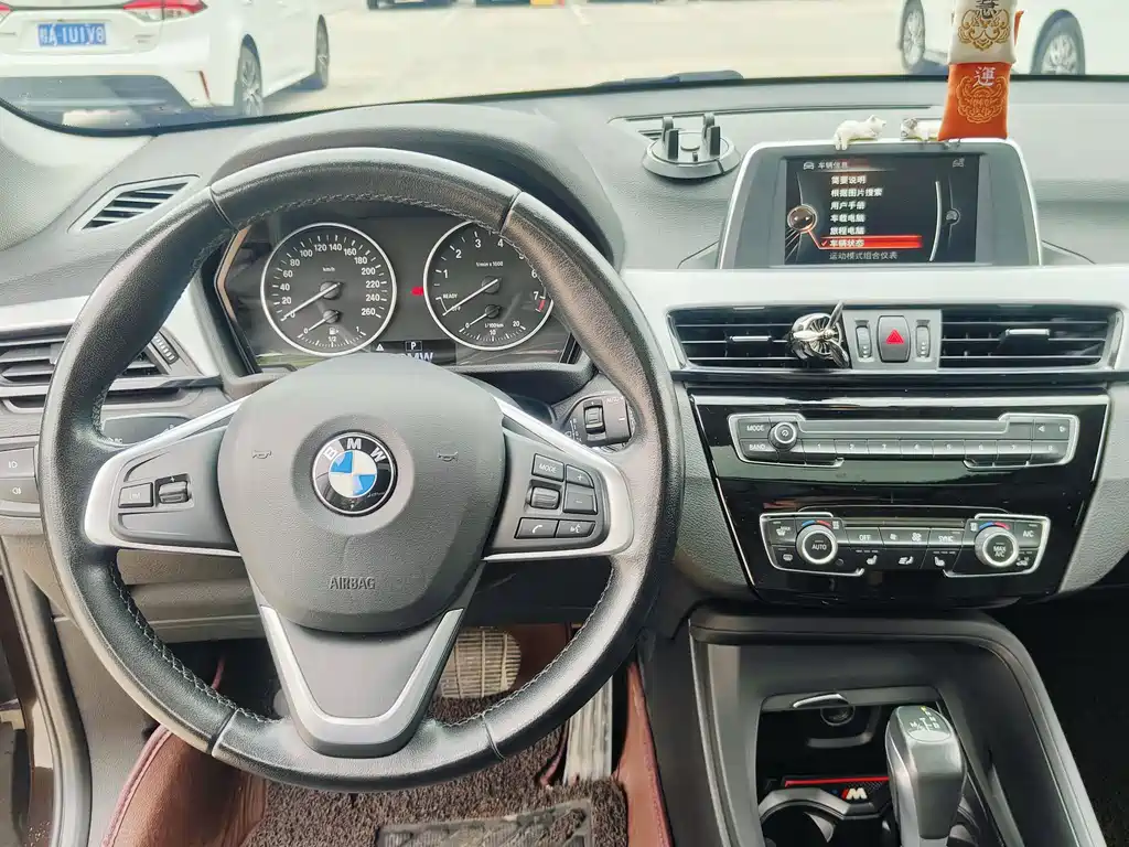 BMW X1 2016 — фото 14