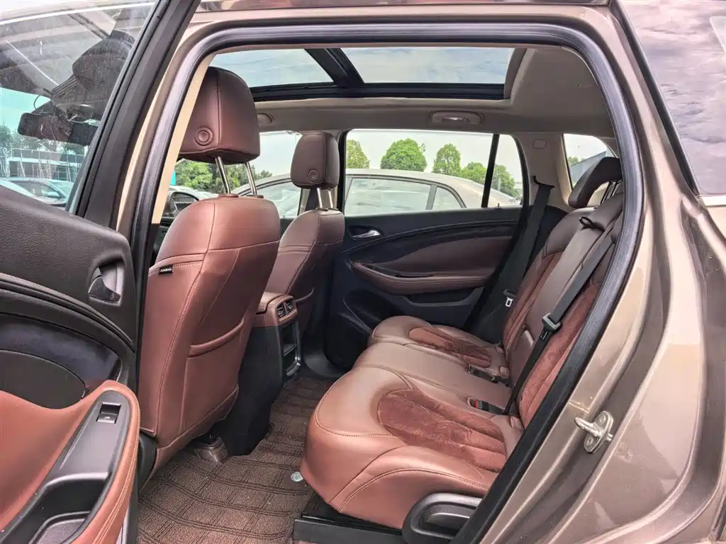 Buick Envision Plus 2017 — фото 9