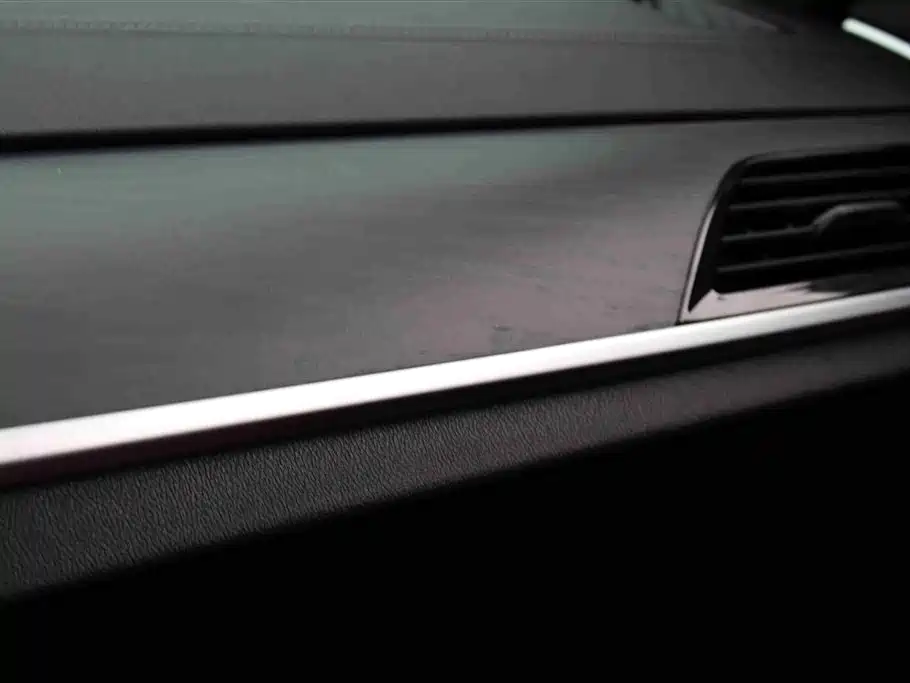 BMW 5 Series 2023 — фото 11