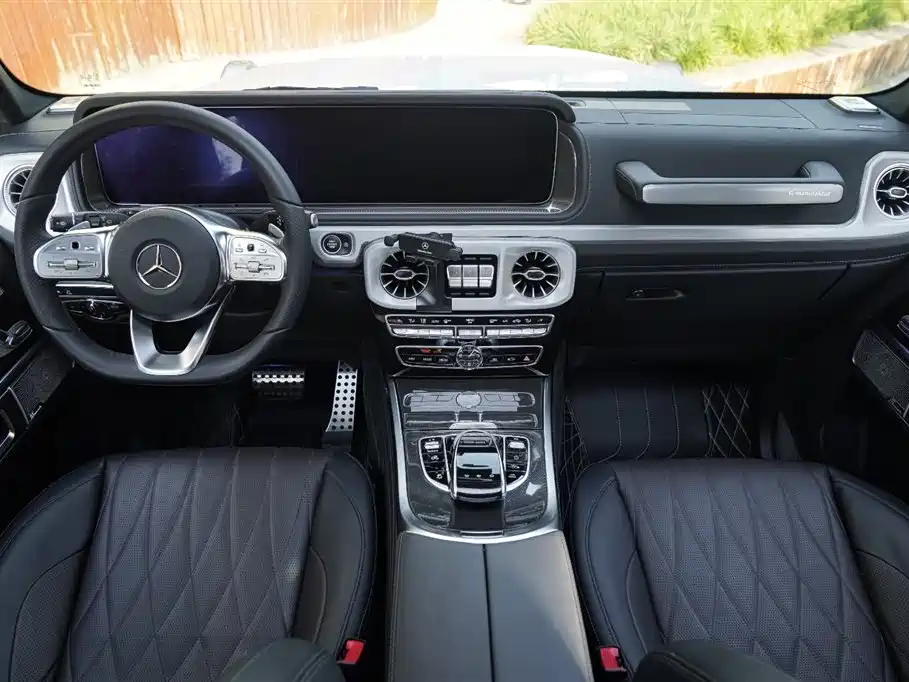 Mercedes-Benz G-Class 2023 — фото 17