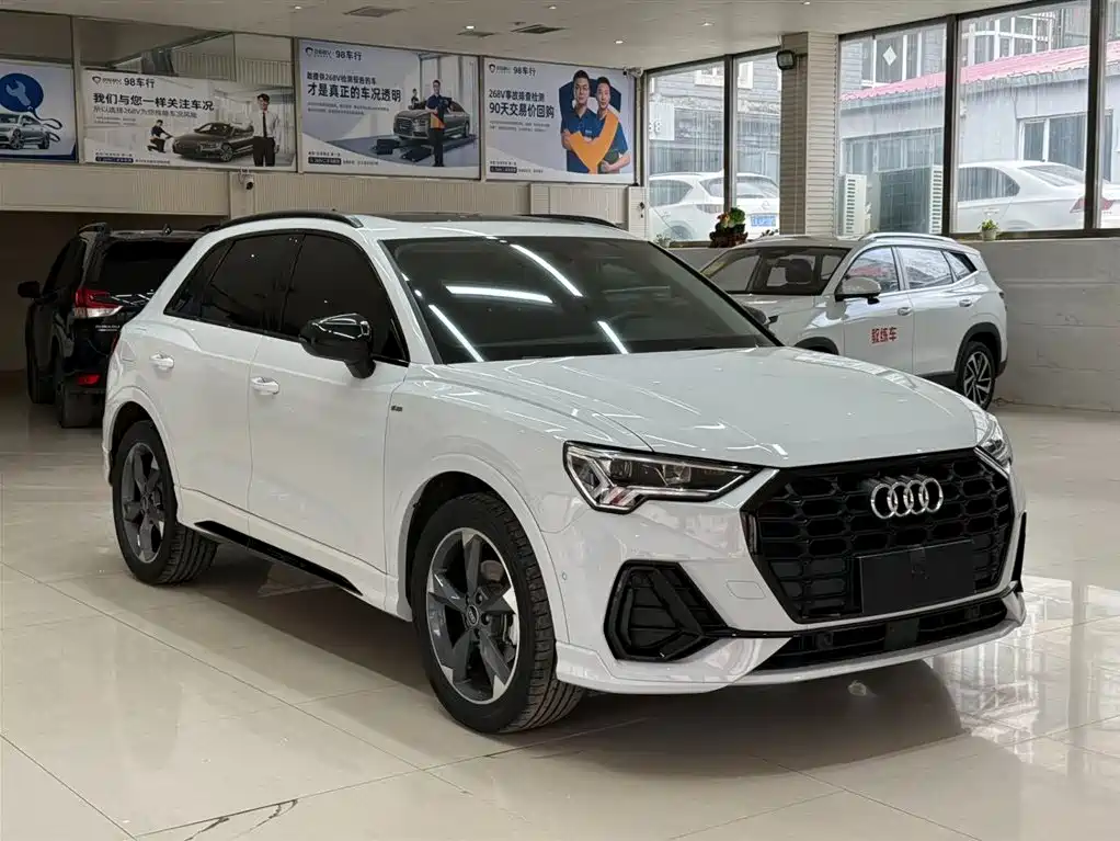Audi Q3 2023 — фото 3