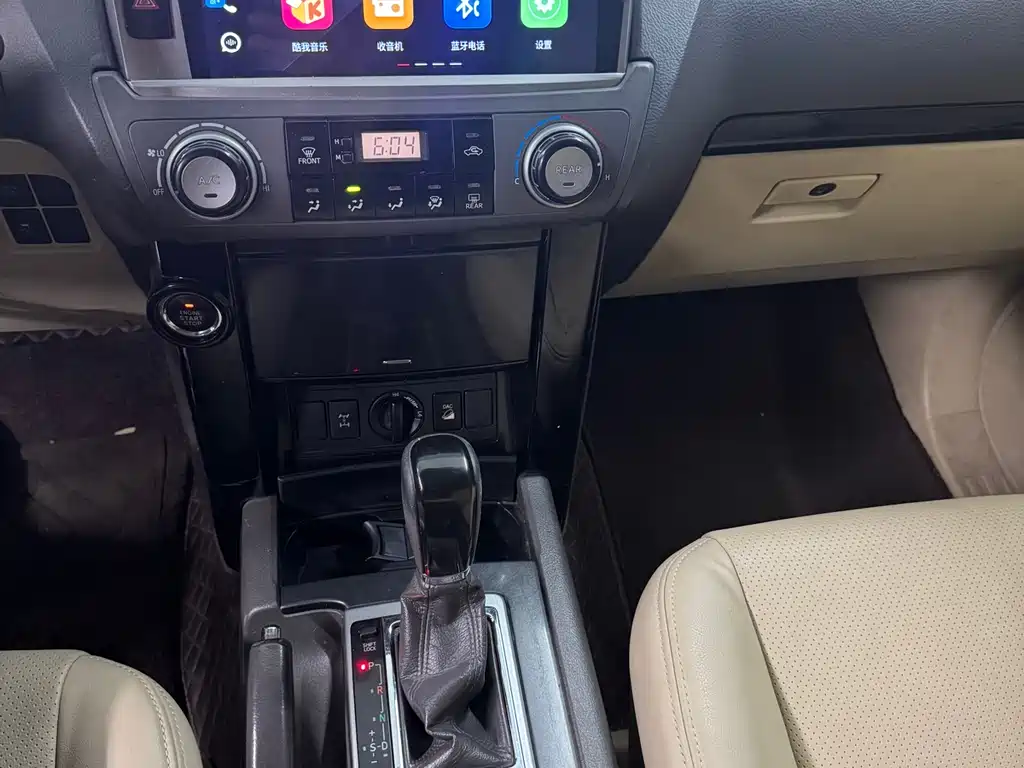 Toyota Prado 2016 — фото 14