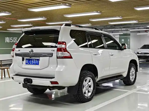 Toyota Prado 2016