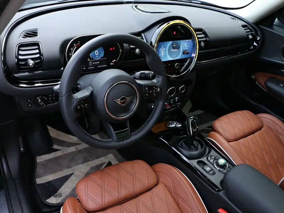 MINI Clubman 2022 — фото 17