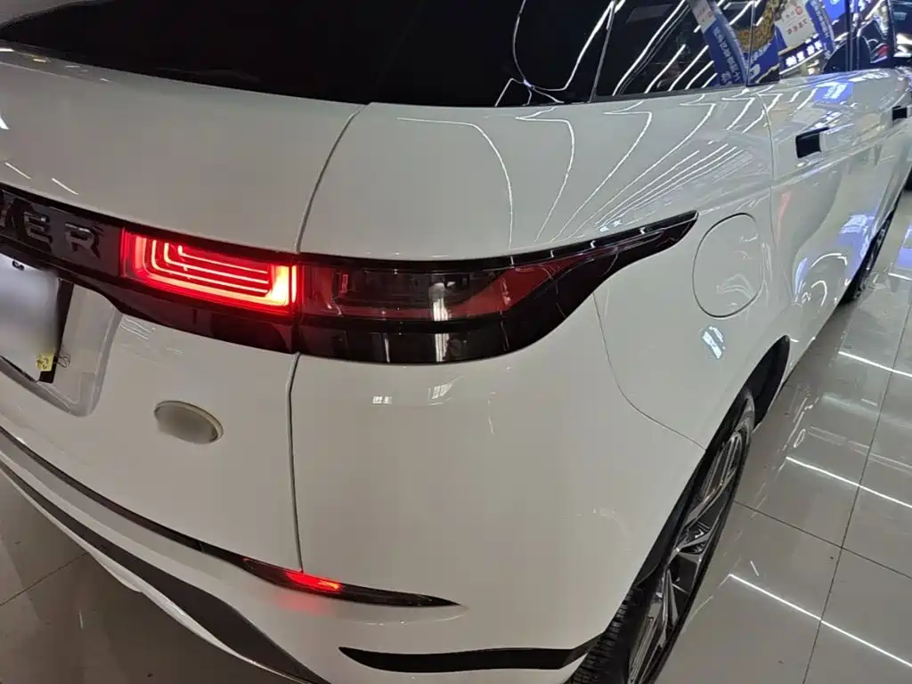 Land Rover Evoque 2020 — фото 24