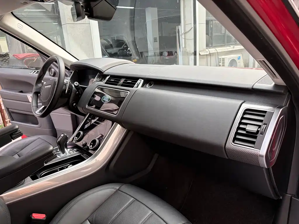 Land Rover Range Rover Sport 2021 — фото 16