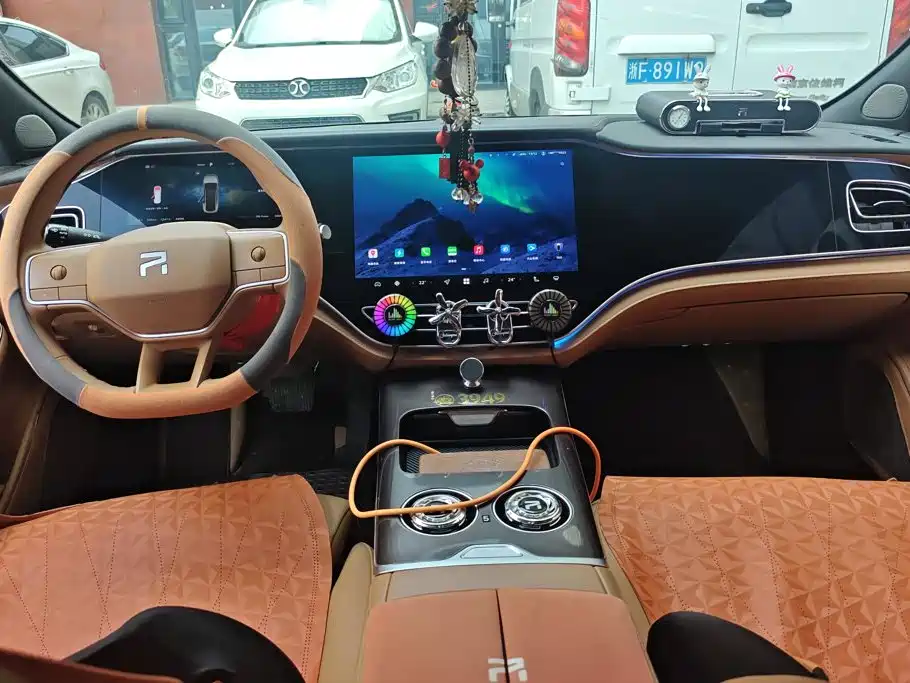 Roewe Feifan F7 2023 — фото 12