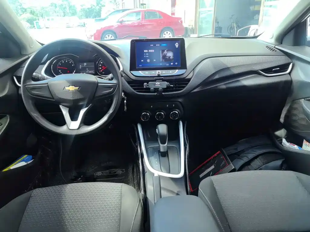 Chevrolet Cavalier 2020 — фото 10