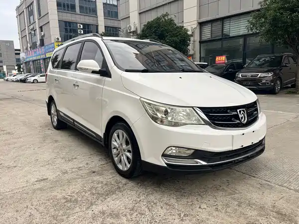 Baojun 730 2018