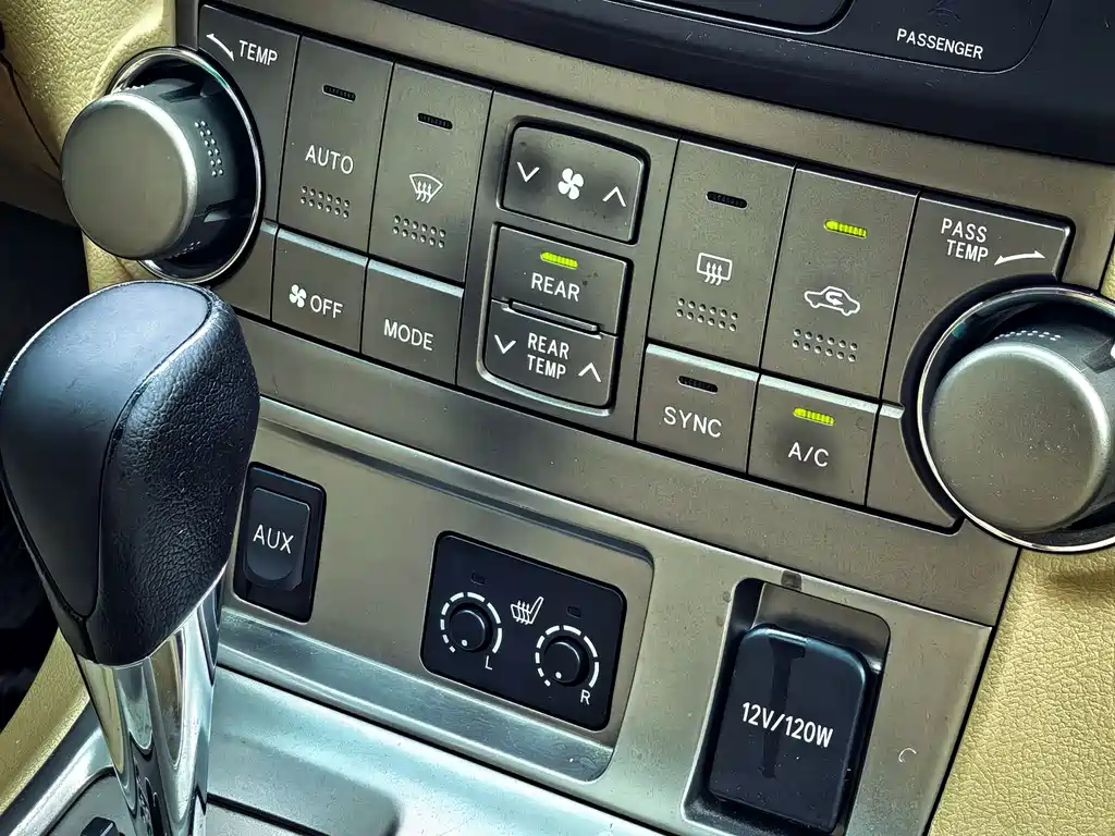 Toyota Highlander 2009 — фото 20