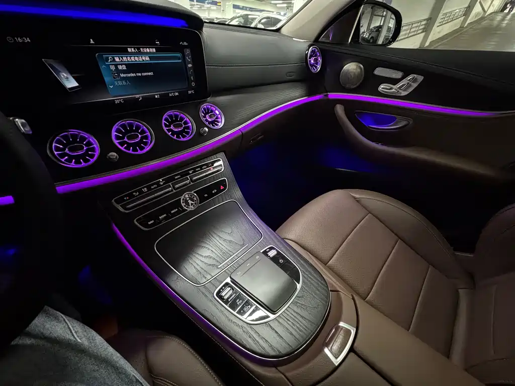 Mercedes-Benz E-Class 2020 — фото 13