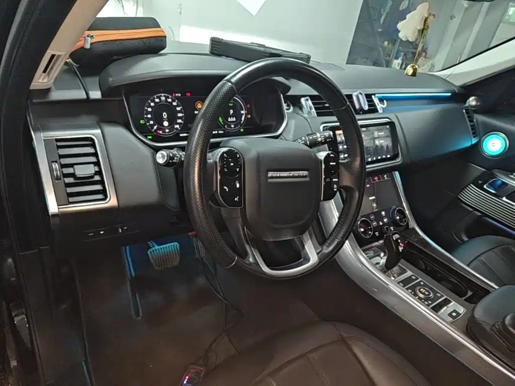 Land Rover Sport PHEV 2021 — фото 10