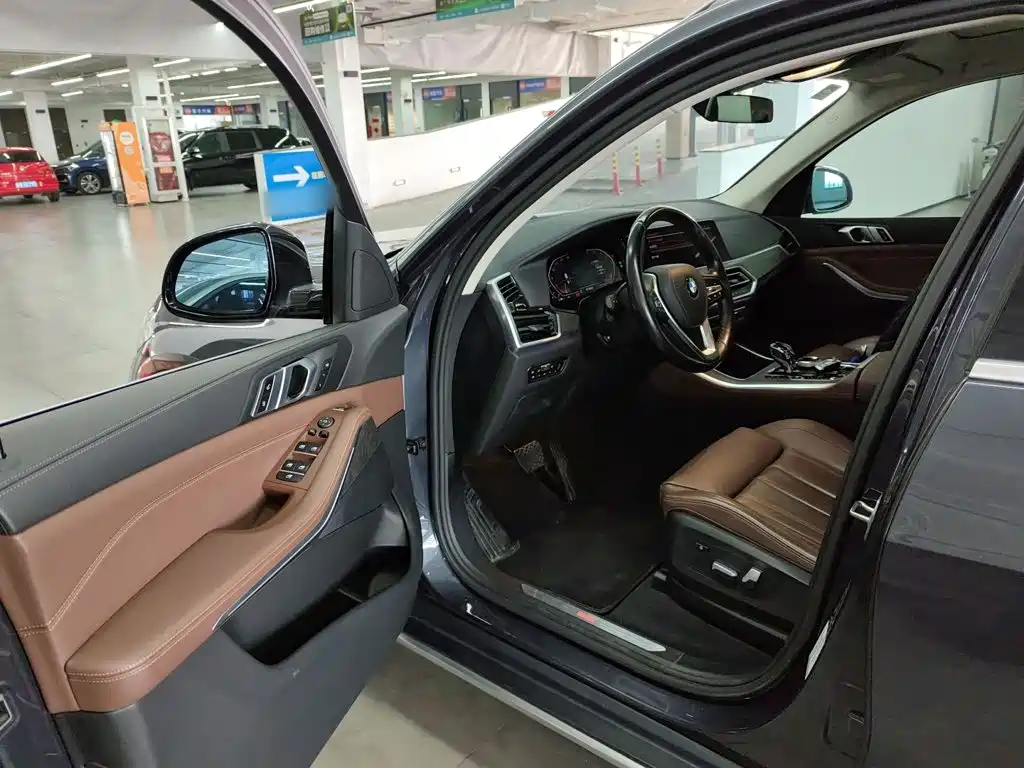 BMW X5 2020 — фото 12