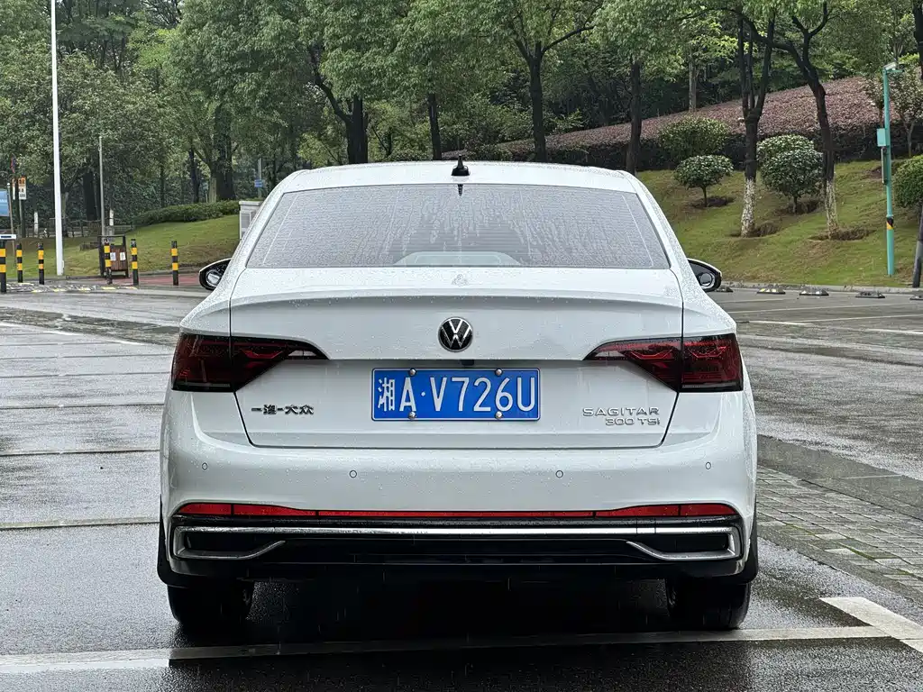 Volkswagen Sagitar 2023