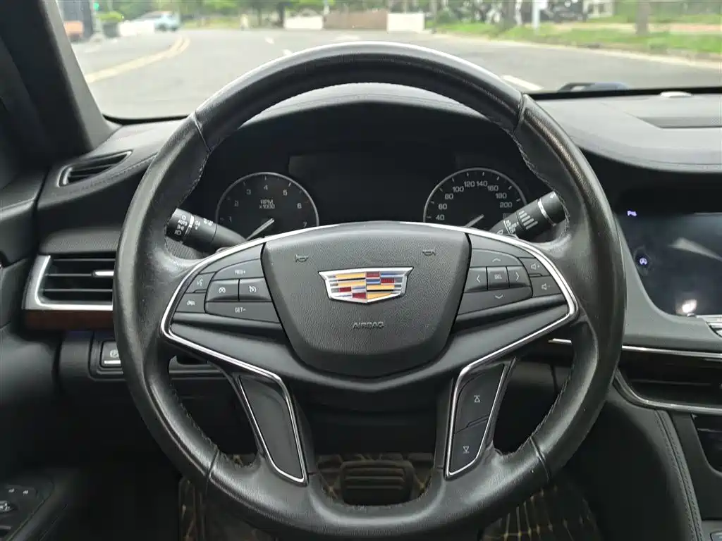 Cadillac CT6 2021 — фото 3