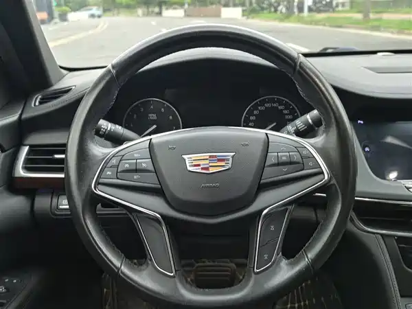 Cadillac CT6 2021