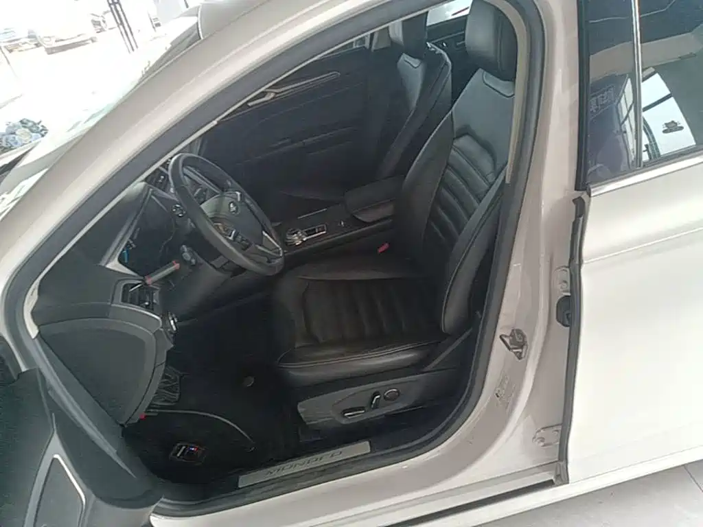 Ford Mondeo New Energy 2019 — фото 15