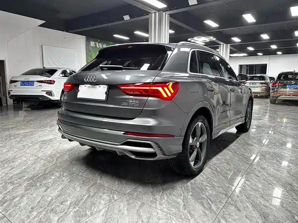 Audi Q3 2023