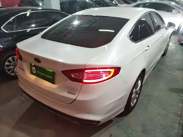 Ford Mondeo 2015