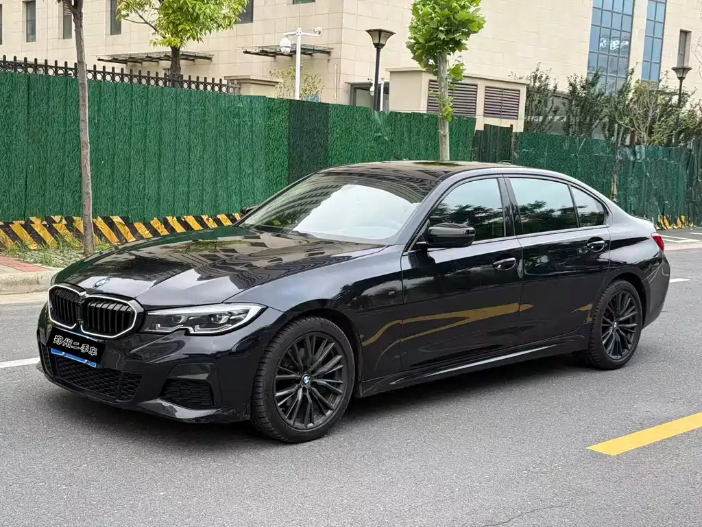 BMW 3 Series 2020 — фото 1