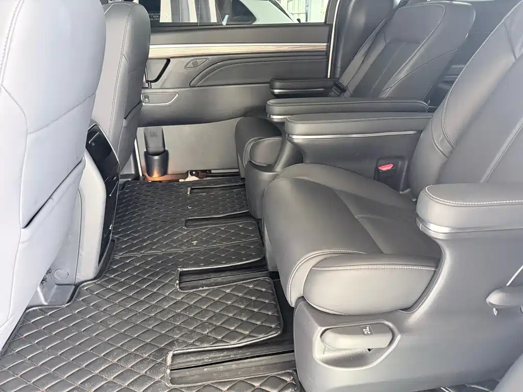 GAC Motor Trumpchi M8 2023 — фото 10