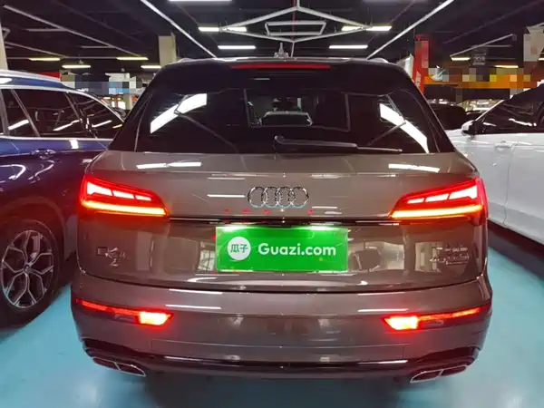 Audi Q5L 2023