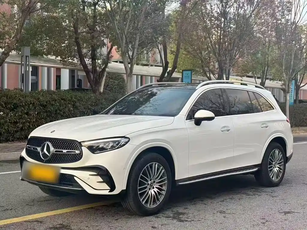 Mercedes-Benz GLC 2025