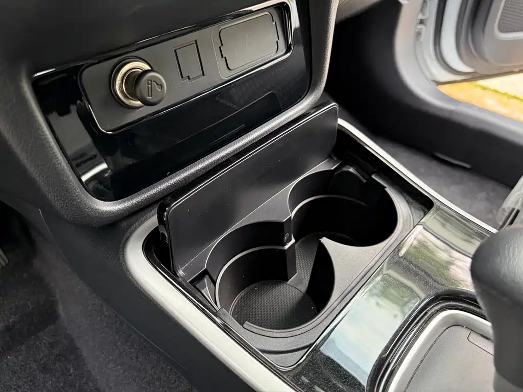 Mitsubishi Outlander 2021 — фото 20
