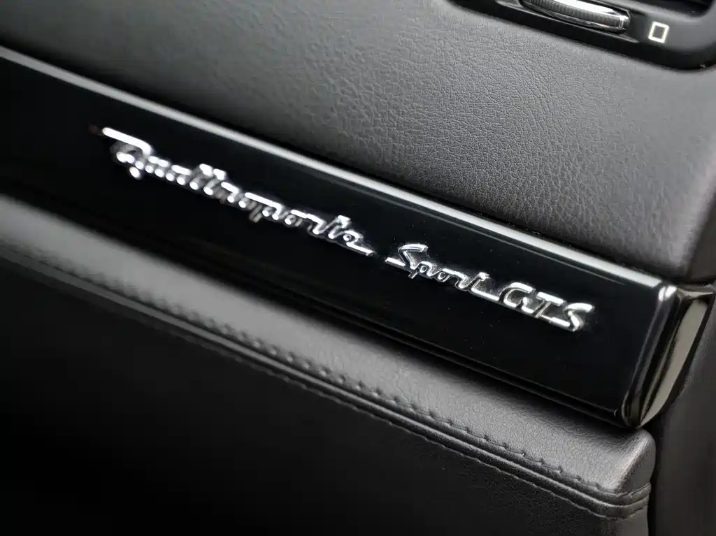 Maserati Quattroporte 2012 — фото 18