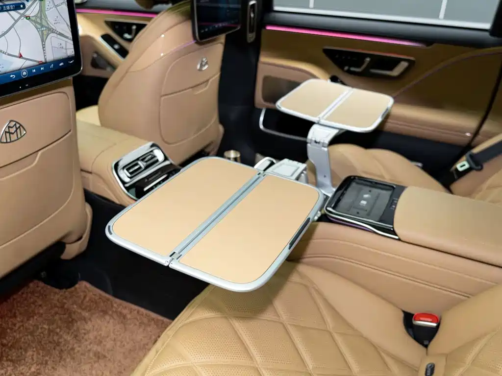 Mercedes-Benz Maybach S-Class 2023 — фото 21