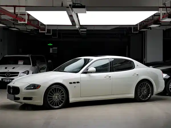 Maserati Quattroporte 2010