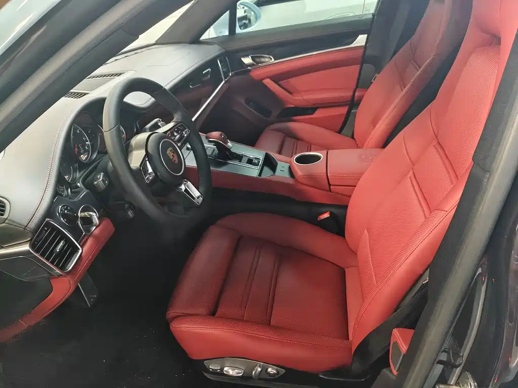 Porsche Panamera 2013