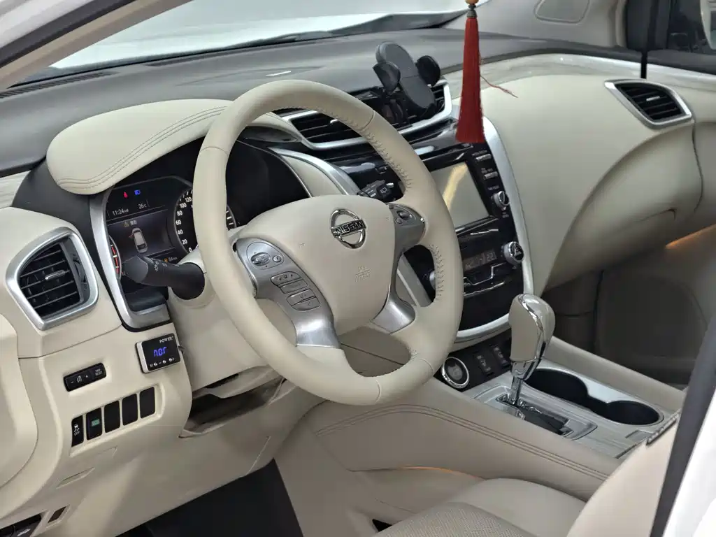 Nissan Murano 2016 — фото 13