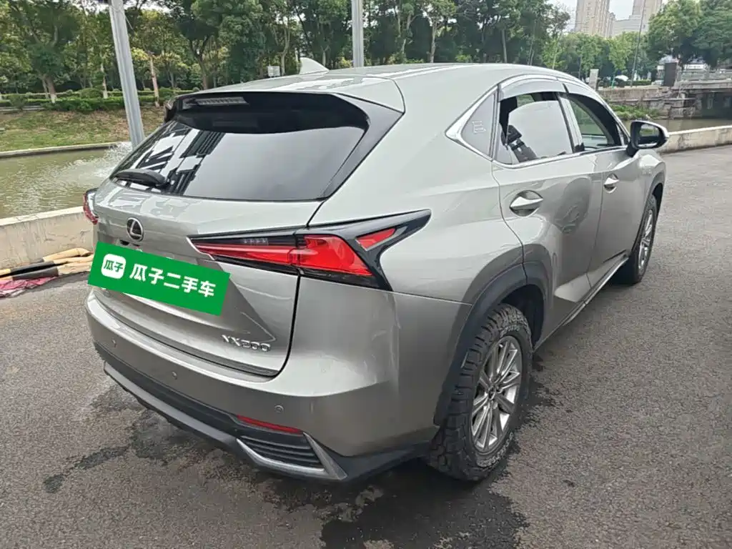 Lexus NX 2018 — фото 7